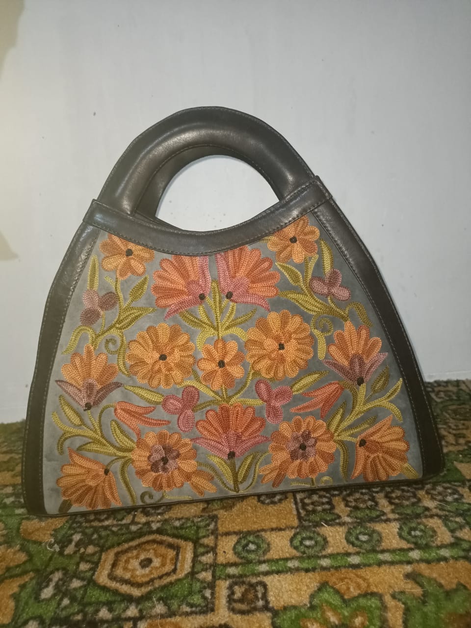 Kashmiri handbags,hand embroided hand bags for women,handmade tote bags,suede leather bags,handmade shoulder bags